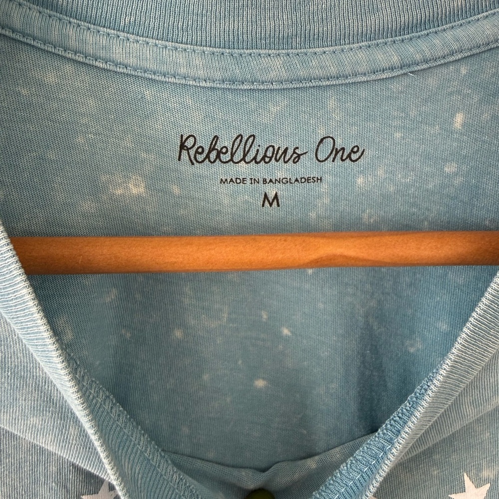 Rebellious One Blue Acid Wash Wild West Cowboy Tee Size Medium Western Boho - Picture 7 of 8
